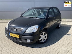 Kia Rio - 1.4 Fifteen LPG