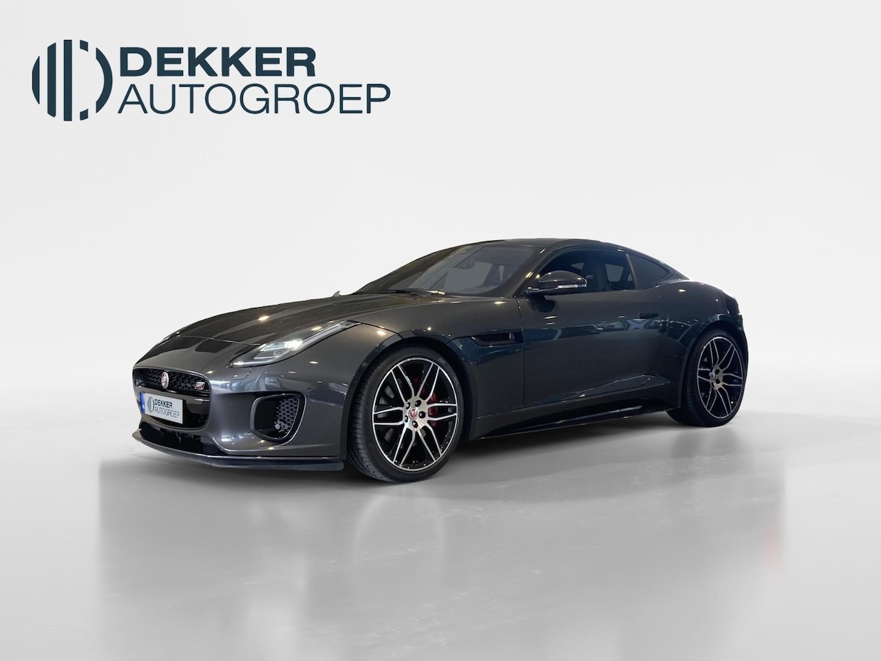 Jaguar F-type - 2.0T P300 Automaat Chequered Flag Storm Grey - AutoWereld.nl