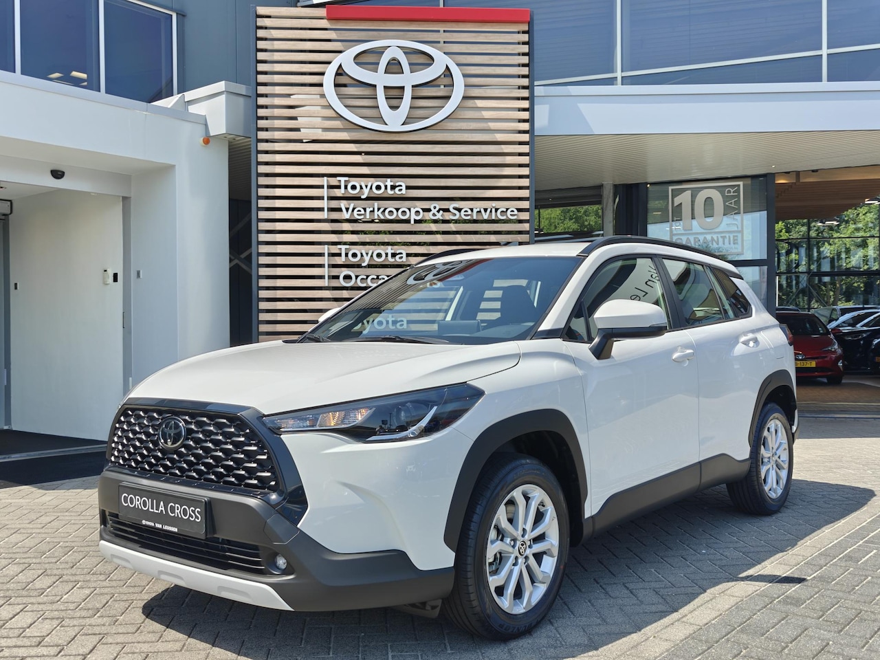 Toyota Corolla Cross - Hybrid 140 NIEUW DIRECT LEVERBAAR APPLE / ANDROID DAB+ CLIMA AD-CRUISE SAFETY SENSE 3.0 - AutoWereld.nl