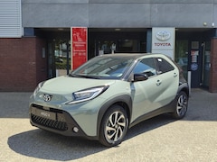 Toyota Aygo X - PULSE NIEUW DIRECT LEVERBAAR CLIMA LED APPLE/ANDROID 17'' LM-VELGEN CAMERA AD-CRUISE