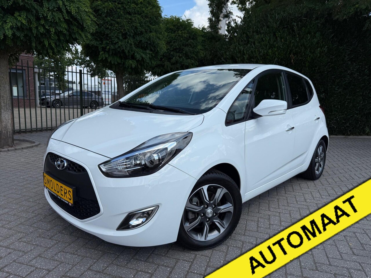 Hyundai ix20 - 1.6i AUTOMAAT, Clima, Cruise Control, Navigatie, Achteruitrijcamera, Parkeersensoren, LM-v - AutoWereld.nl