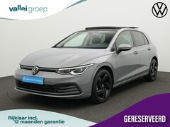 Volkswagen Golf - 1.0 eTSI 110 pk DSG Life | Panoramadak | IQ Light | Stuur-/stoelverwarming | Achteruitrijc