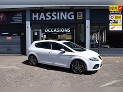 SEAT Leon - 2.0 TFSI FR, Electrische glazen schuif kanteldak, Sportstoelen, , Cruise control. Radio-CD