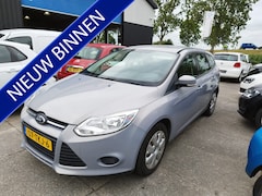 Ford Focus Wagon - 1.6 TI-VCT * Airco * Cruise * Trekhaak * NAVI * netjes