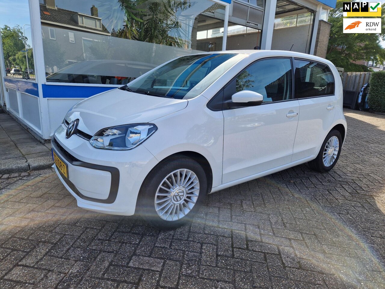 Volkswagen Up! - 1.0 BMT move up! | LM velgen | 5 drs | Airco | nette auto - AutoWereld.nl