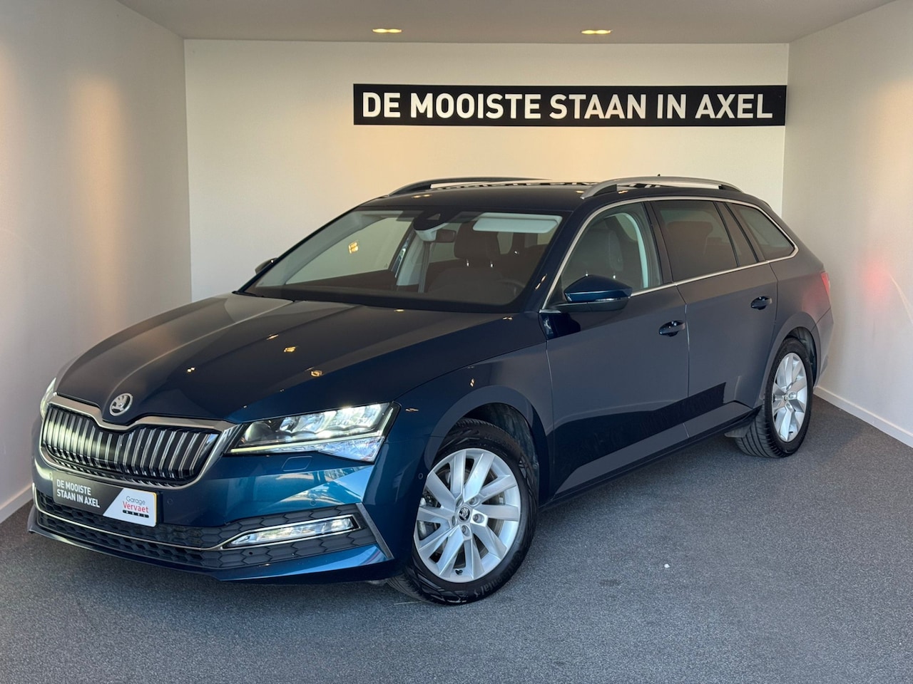 Skoda Superb Combi - 1.4 TSI iV Business Edition 1.4 TSI iV Business Edition - AutoWereld.nl