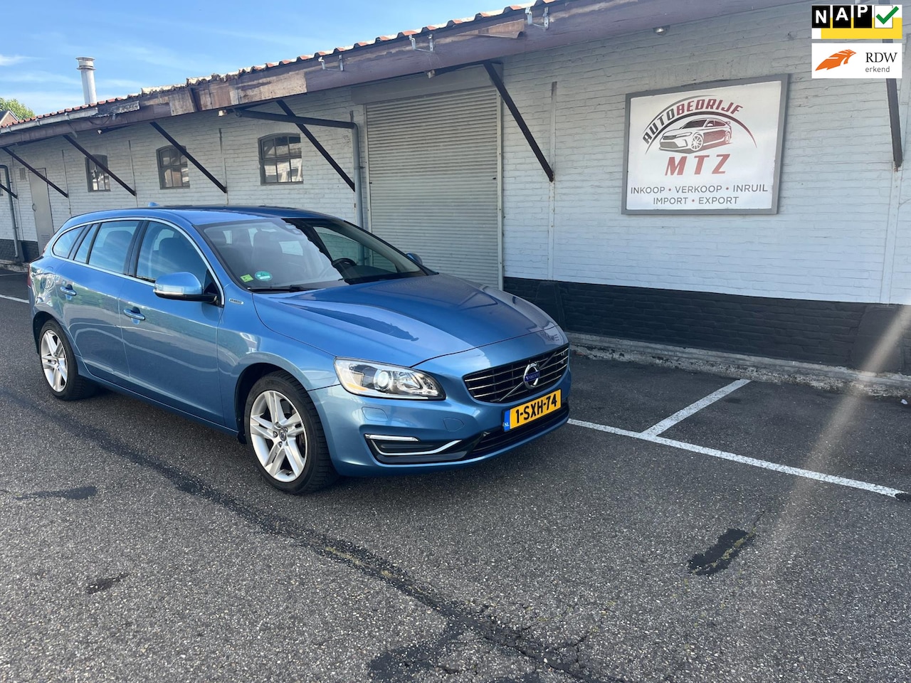 Volvo V60 - 2.4 D6 AWD Plug-In Hybrid Summum DEALER OH - AutoWereld.nl