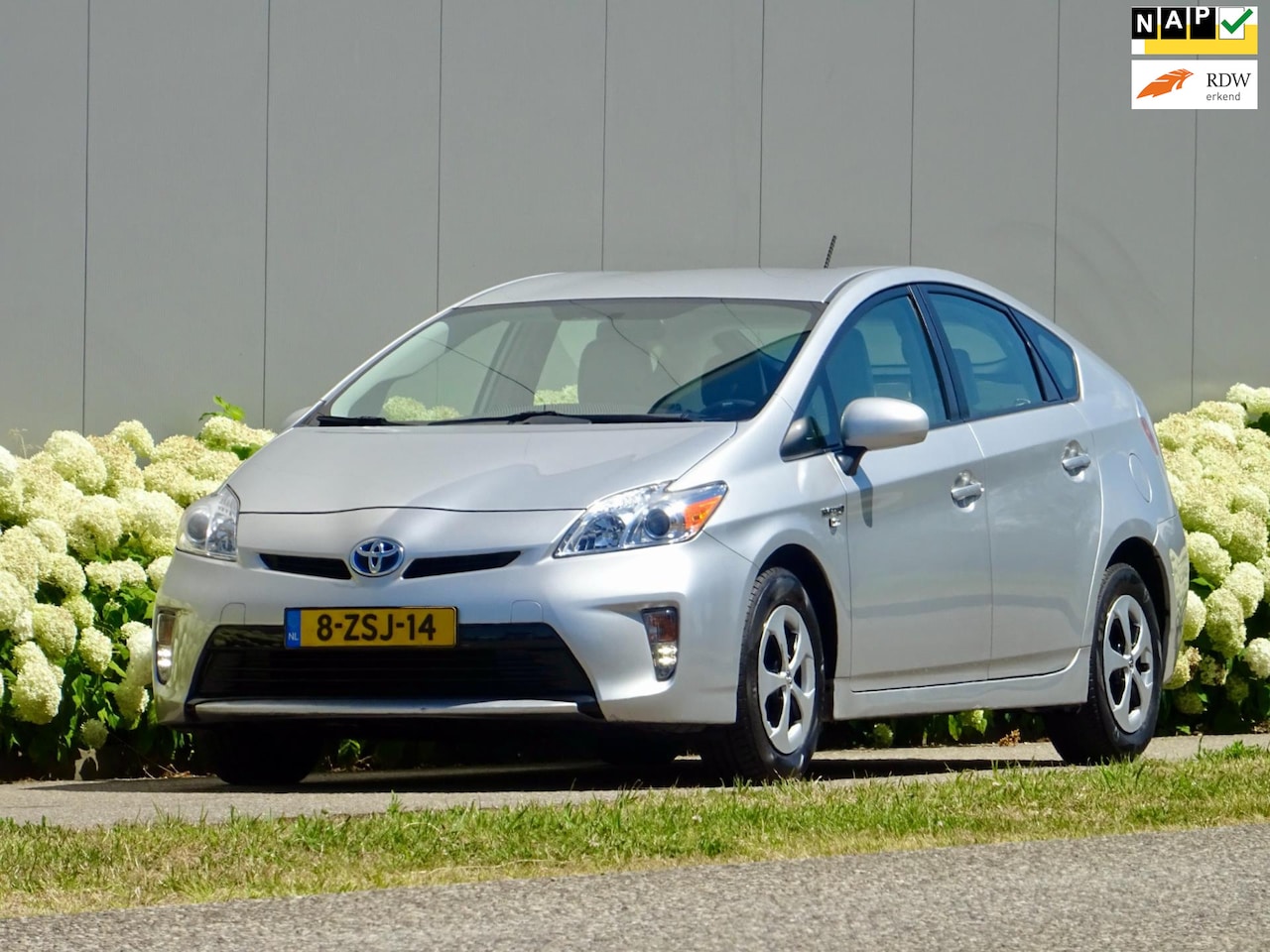 Toyota Prius - 1.8 Executive / Climate / Cruise / Afn.Trekhaak - AutoWereld.nl