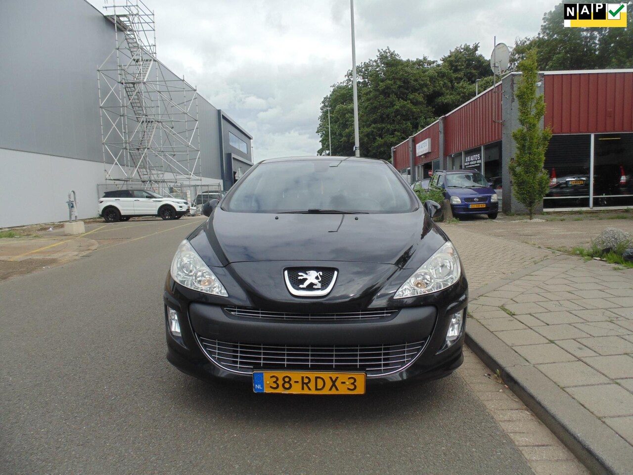 Peugeot 308 - 1.6 VTi Millesim 200 met airco NAVI - AutoWereld.nl