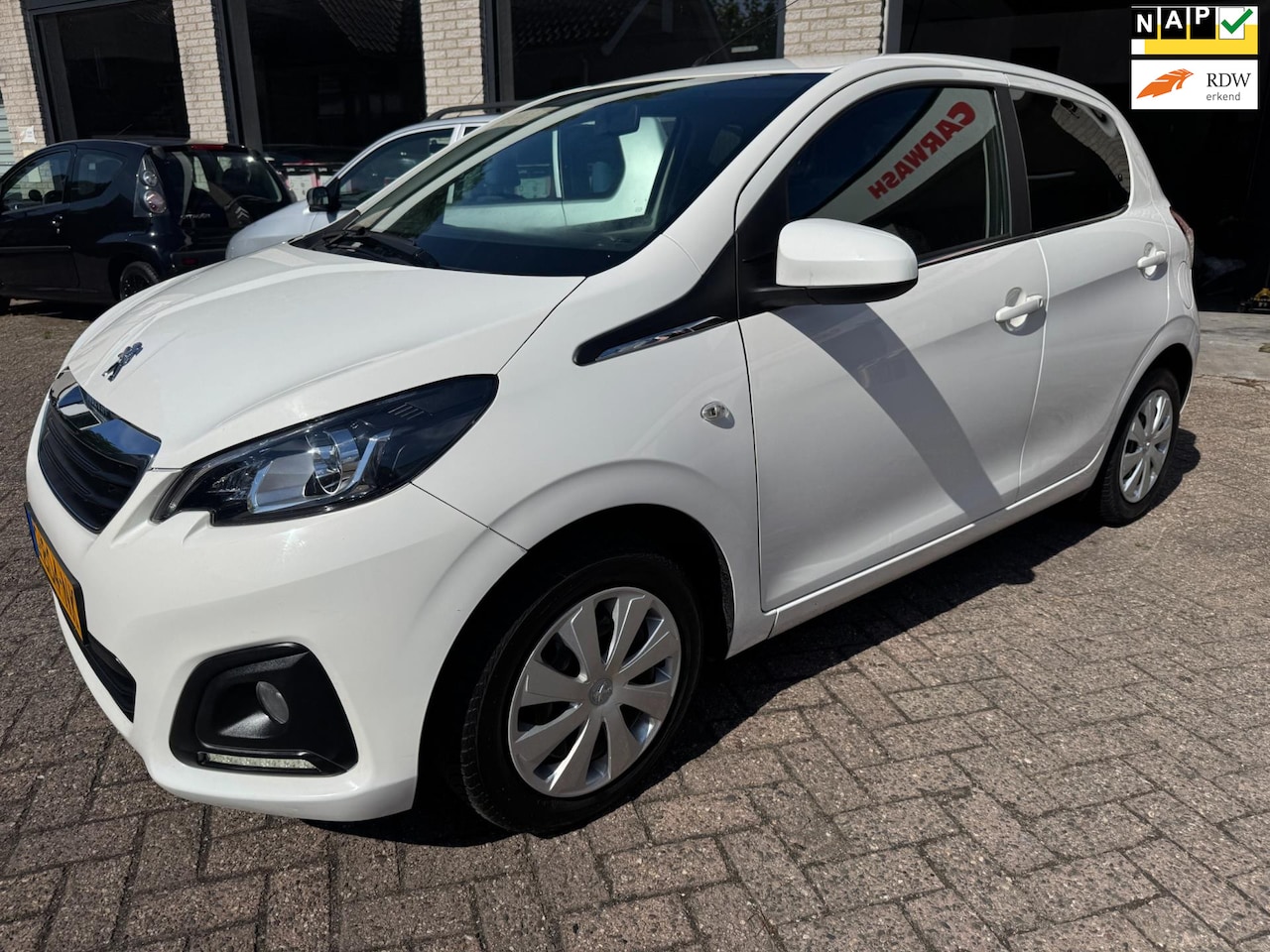 Peugeot 108 - 1.0 e-VTi Active AIRCO ORG 80843 KM NAP O.H BOEKJES KLEINE BEURT GEHAD.2 JAAR NW APK. - AutoWereld.nl