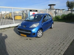 Peugeot 107 - 1.0-12V XR