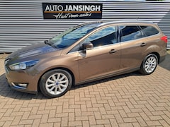 Ford Focus Wagon - 1.0 Titanium met 80.452 km | Clima | Navigatie | Trekhaak | Als nieuw | Keyless | RIJKLAAR