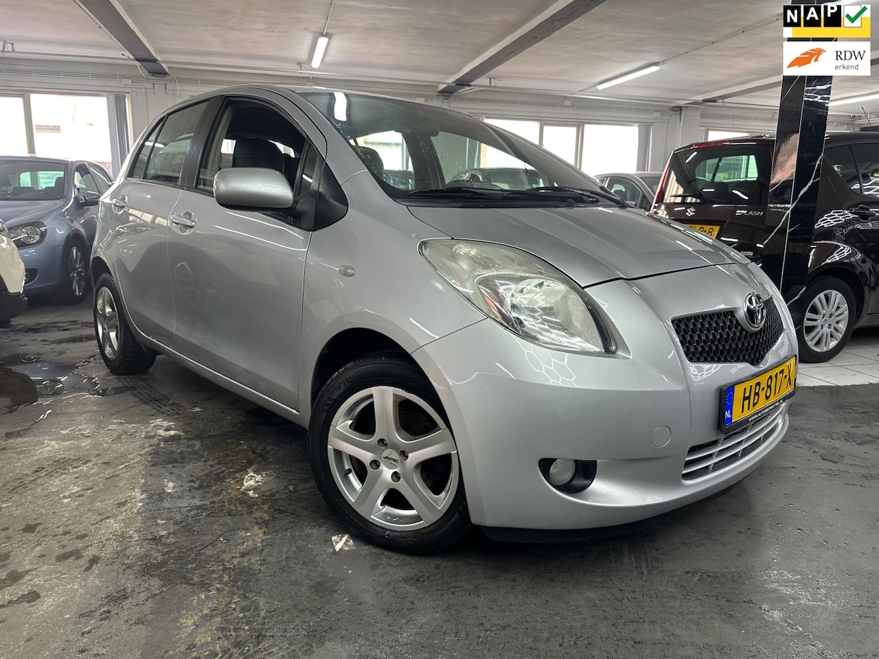 Toyota Yaris - 1.3 VVTi Sol MMT 1.3 VVTi Sol MMT - AutoWereld.nl