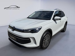 Volkswagen Tiguan - 1.5 eTSI Life / Trekhaak / Camera / Stoel + Stuurverw / Dodehoek