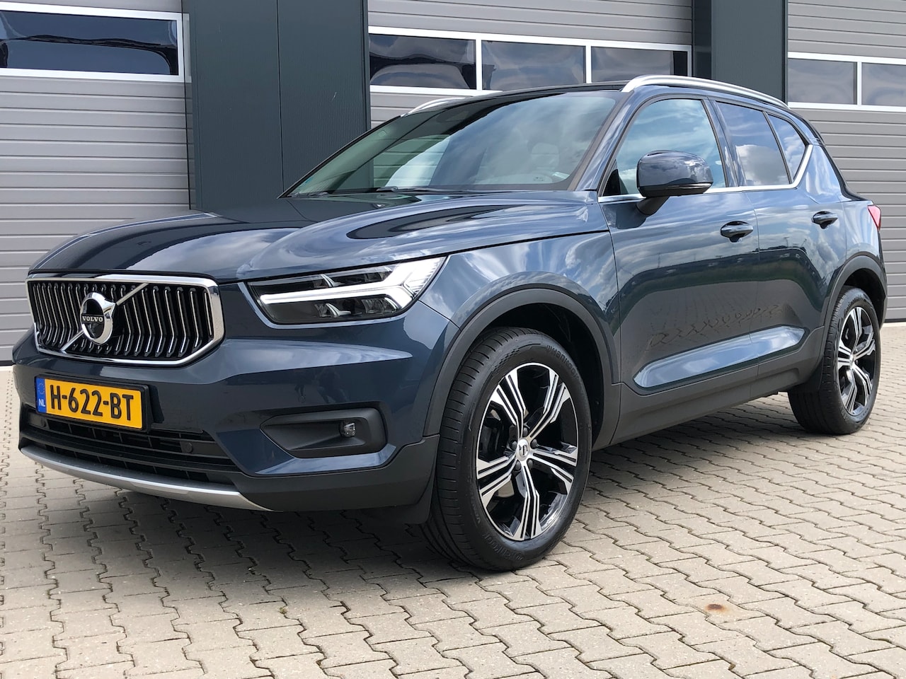 Volvo XC40 - 1.5 T3 Inscription | inruil mog. | Harman/Kardon| Trekhaak | Schuif/kanteldak | Leer | - AutoWereld.nl