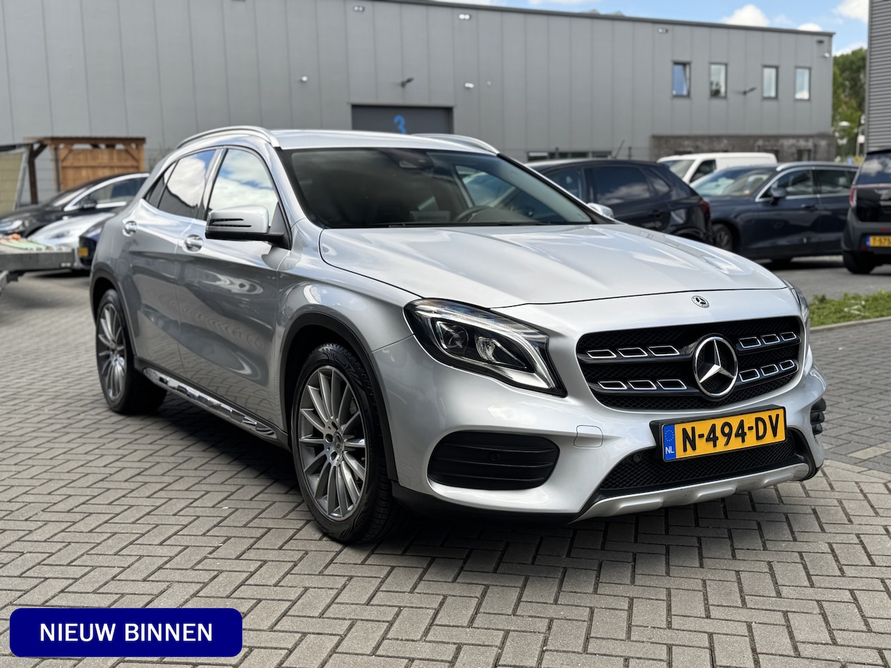 Mercedes-Benz GLA-Klasse - 180 Sport Edition Premium | Camera | Memory | Stoelverw. - AutoWereld.nl