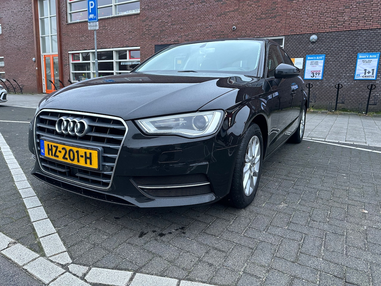 Audi A3 Sportback - 1.6 TDI Ambiente Pro Line plus - AutoWereld.nl