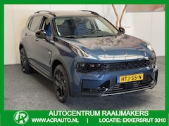 Lynk & Co 01 - 1.5 BLACK LINE PREMIUM 50 STUKS OP VOORRAAD VOL OPTIES 360 CAMERA ADAPTIVE CRUISE CONTROL