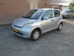 Daihatsu Sirion 2 - 1.3-16V Comfort