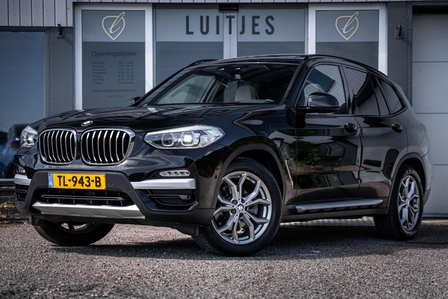 BMW X3 - XDrive20i High Executive I Pano-dak I Leder I Camera I Elek.A.klep I Dealer-o.h. I NL-auto - AutoWereld.nl