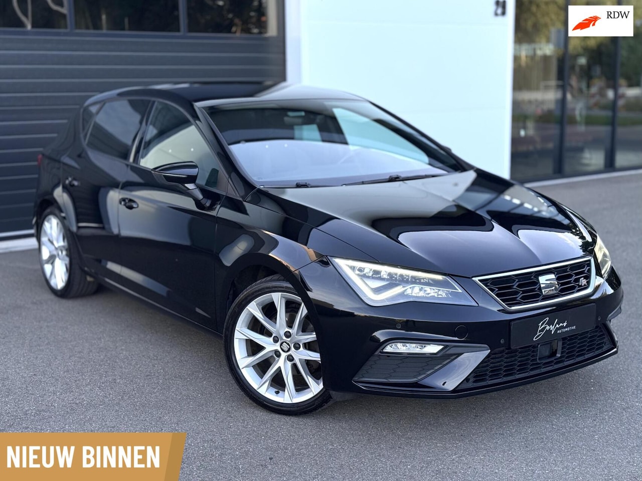 SEAT Leon - 1.4 TSI FR Ambient Light | Carplay | Navi | PDC - AutoWereld.nl