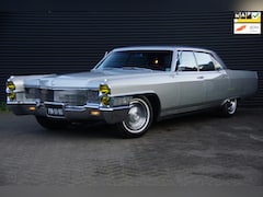 Cadillac Fleetwood Brougham - | 7.0 V8 428 Cui | KM teller | Frans geleverd |