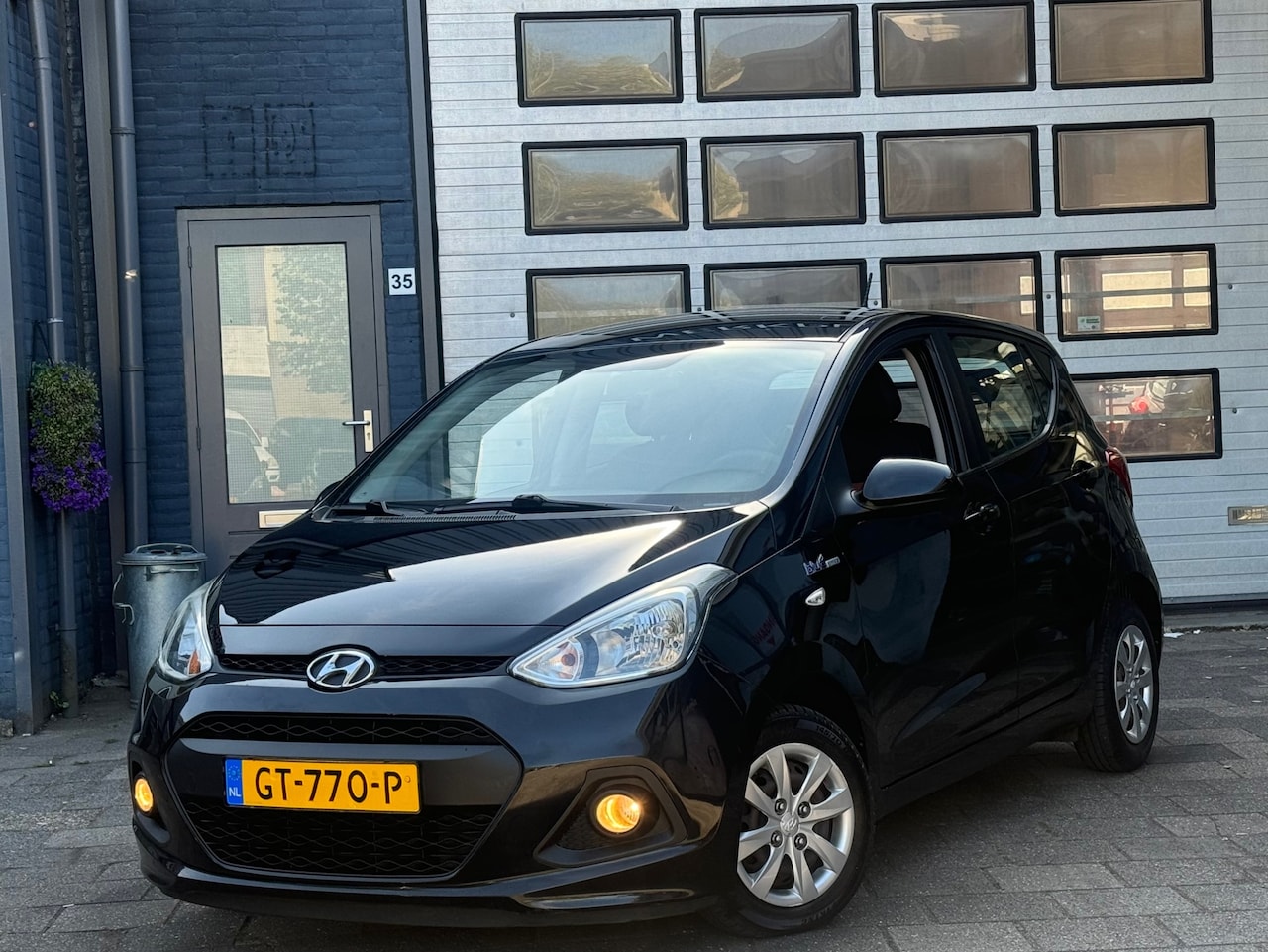 Hyundai i10 - 1.0i i-Motion Comfort | Clima | Cruise | N.A.P - AutoWereld.nl