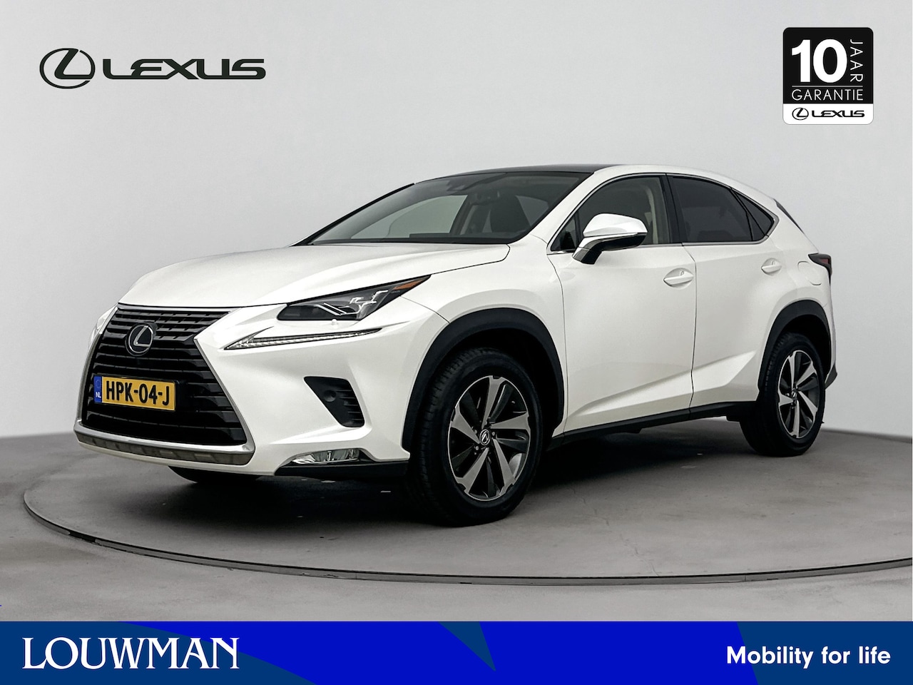 Lexus NX - 300h AWD Luxury Edition Limited | Elektr. stoelverstelling | Panoramadak | - AutoWereld.nl