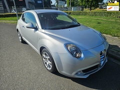 Alfa Romeo MiTo - 0.9 TwinAir Distinctive airco leer navi