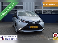Toyota Aygo - 1.0 VVT-i x