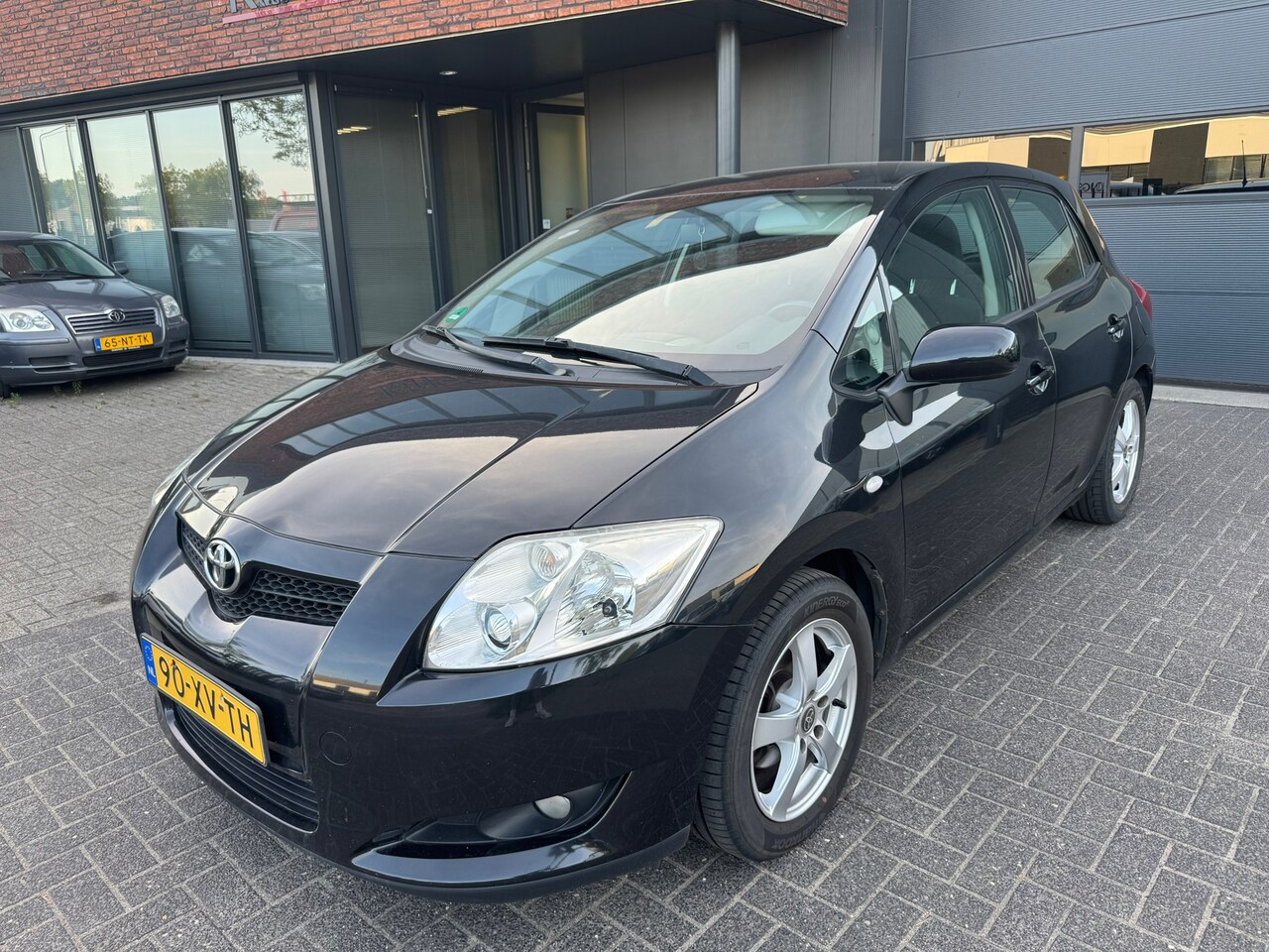 Toyota Auris - 1.6-16V Sol AUTOMAAT CLIMA CRUISE TREKHAAK ORIG NL NAP - AutoWereld.nl