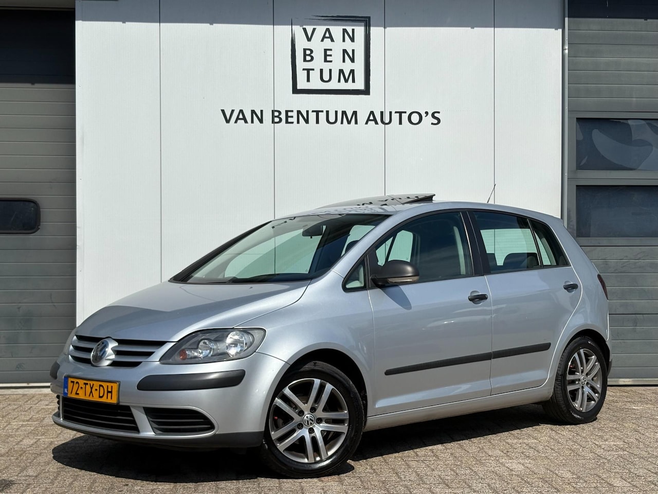 Volkswagen Golf Plus - 1.6 Trendline 102pk Schuifdak Cruise Trekhaak - AutoWereld.nl