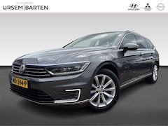 Volkswagen Passat Variant - 1.4 TSI GTE Connected Series | LED | PDC | navigatie | trekhaak | Apple Carplay/Android Au