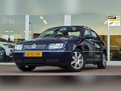 Volkswagen Bora - 1.6i Athene Automaat Airco Trekhaak Mooi