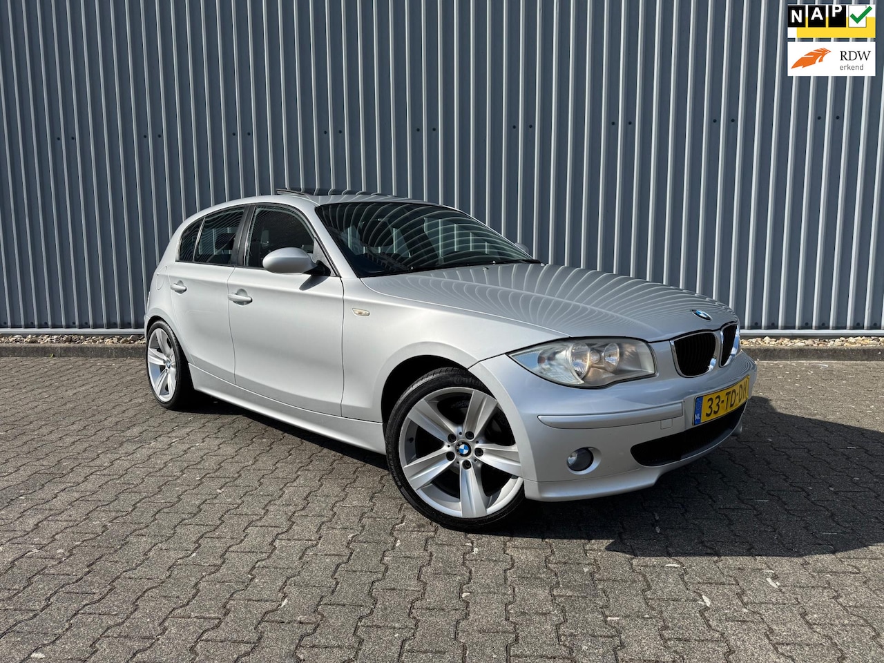 BMW 1-serie - 116i Executive | PANO | CLIMA | PDC | TOPSTAAT - AutoWereld.nl
