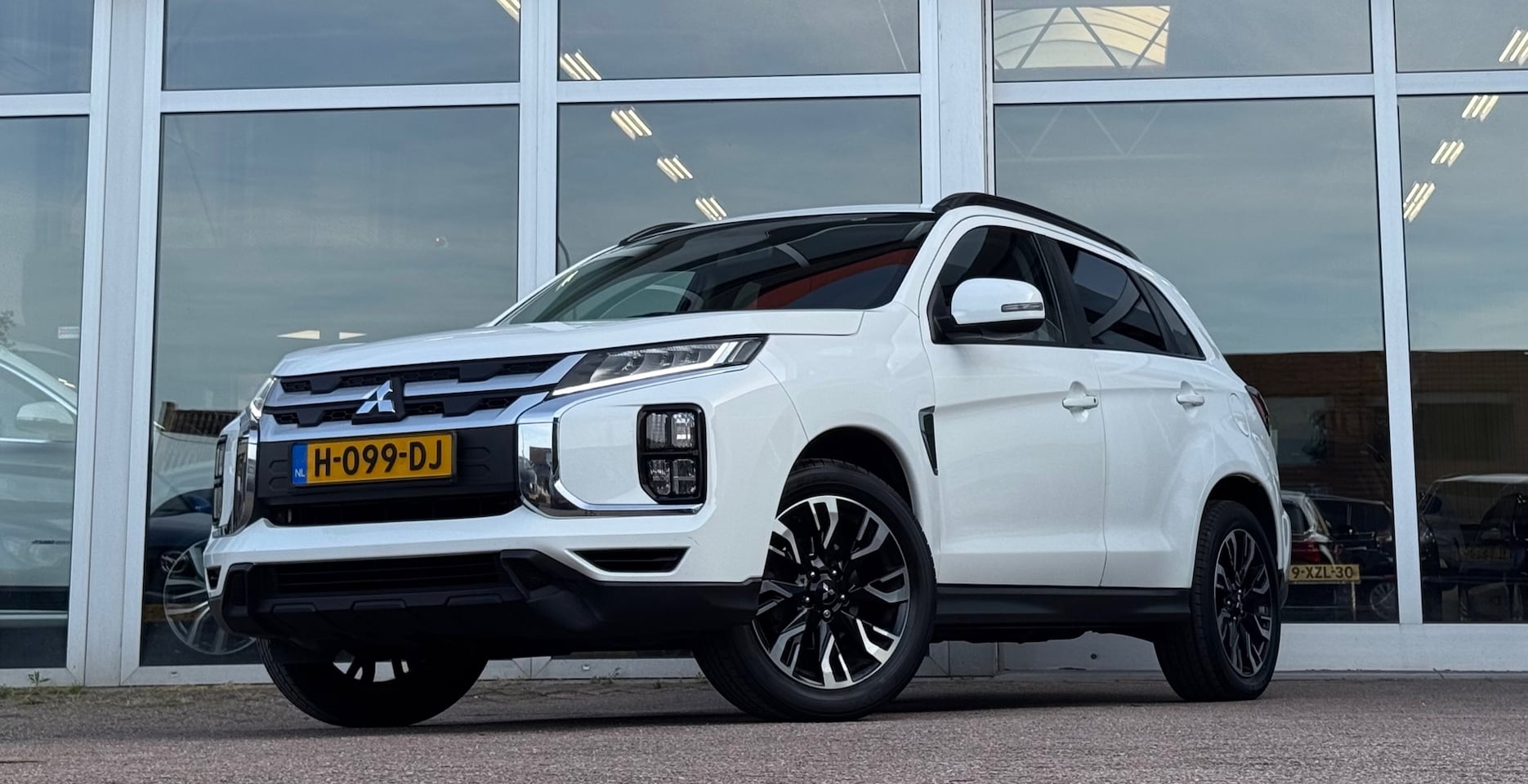 Mitsubishi ASX - 2.0i Pure Automaat 100% Dealer Onderhouden 2e Eigenaar Mooi! Apple carplay Android auto - AutoWereld.nl