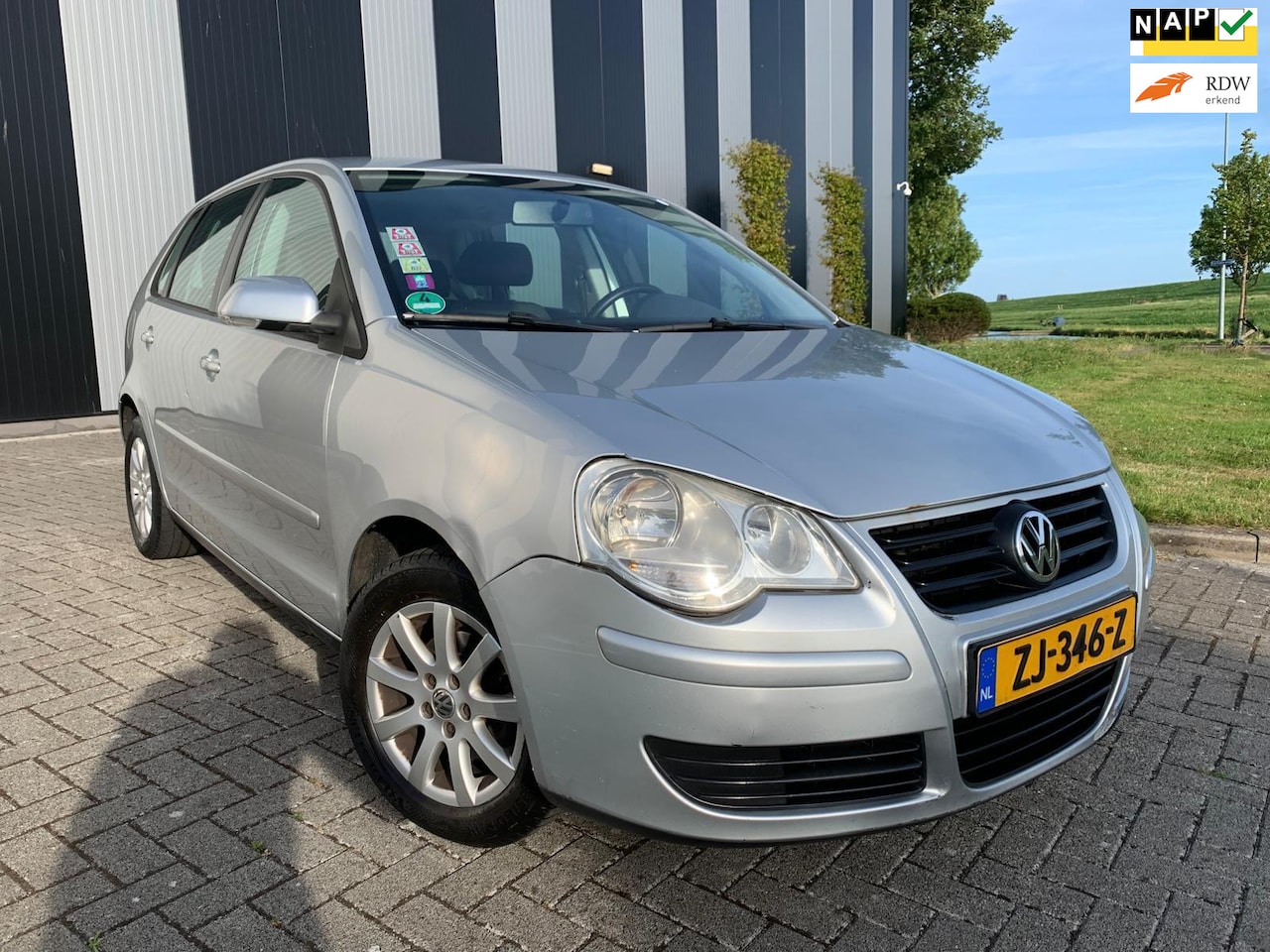Volkswagen Polo - 1.2-12V Trendline Nw APK-Airco-ElekPakket - AutoWereld.nl