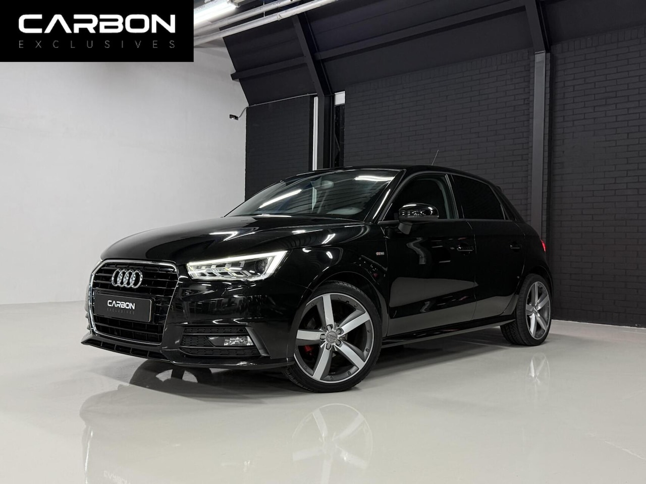 Audi A1 Sportback - 1.0 TFSI | S-Line | Facelift | PDC | LED - AutoWereld.nl