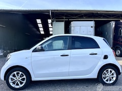 Smart Forfour - 1.0i 71pk Business Solution 5drs - nap - clima - cruise - aux - usb - bleutooth - lmv - re