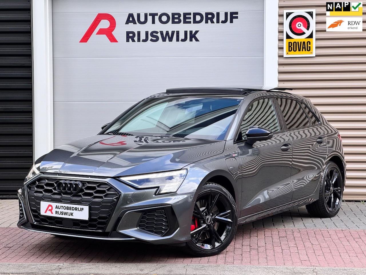 Audi A3 Sportback - 45 TFSI e S edition Competition RS zetels/Pano/Sfeer - AutoWereld.nl