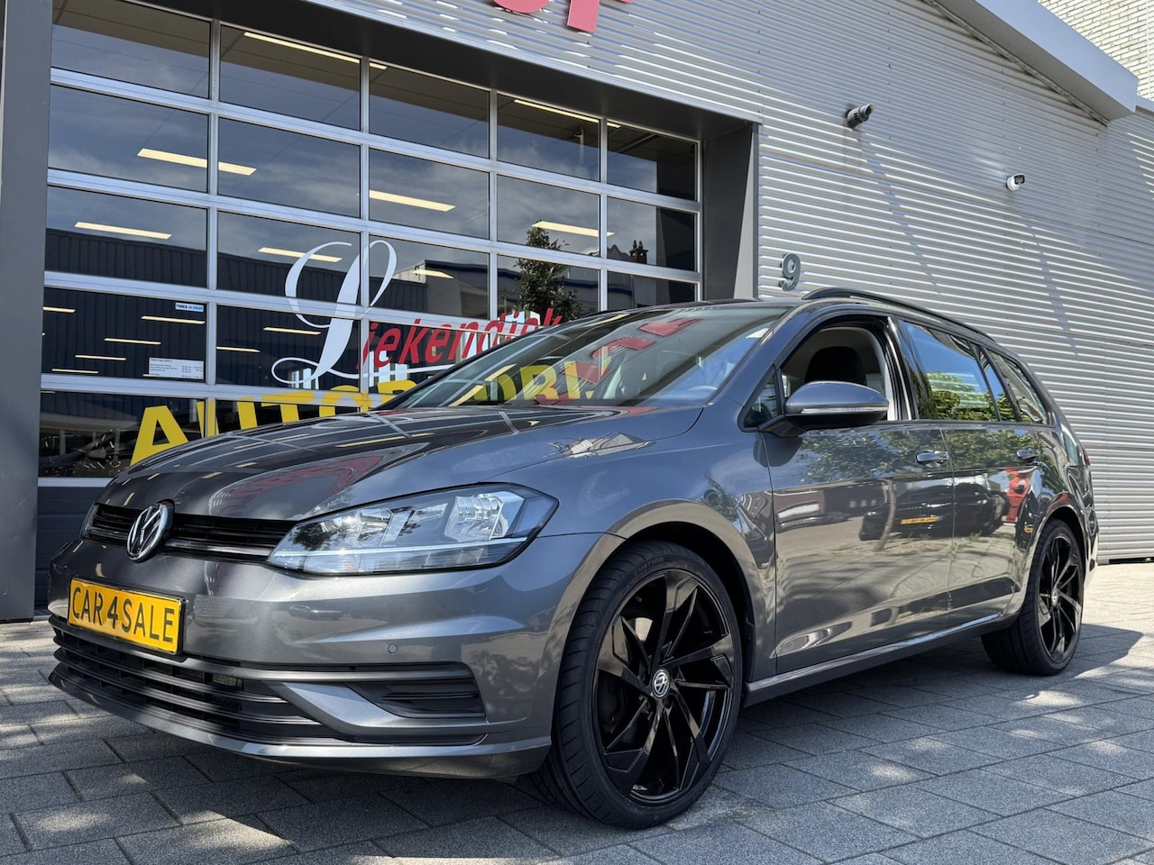 Volkswagen Golf Variant - 1.0 TSI Trendline BMT - Airco I Sport velgen 19 inch I LED I PDC I 124.000 KM Dealer onder - AutoWereld.nl