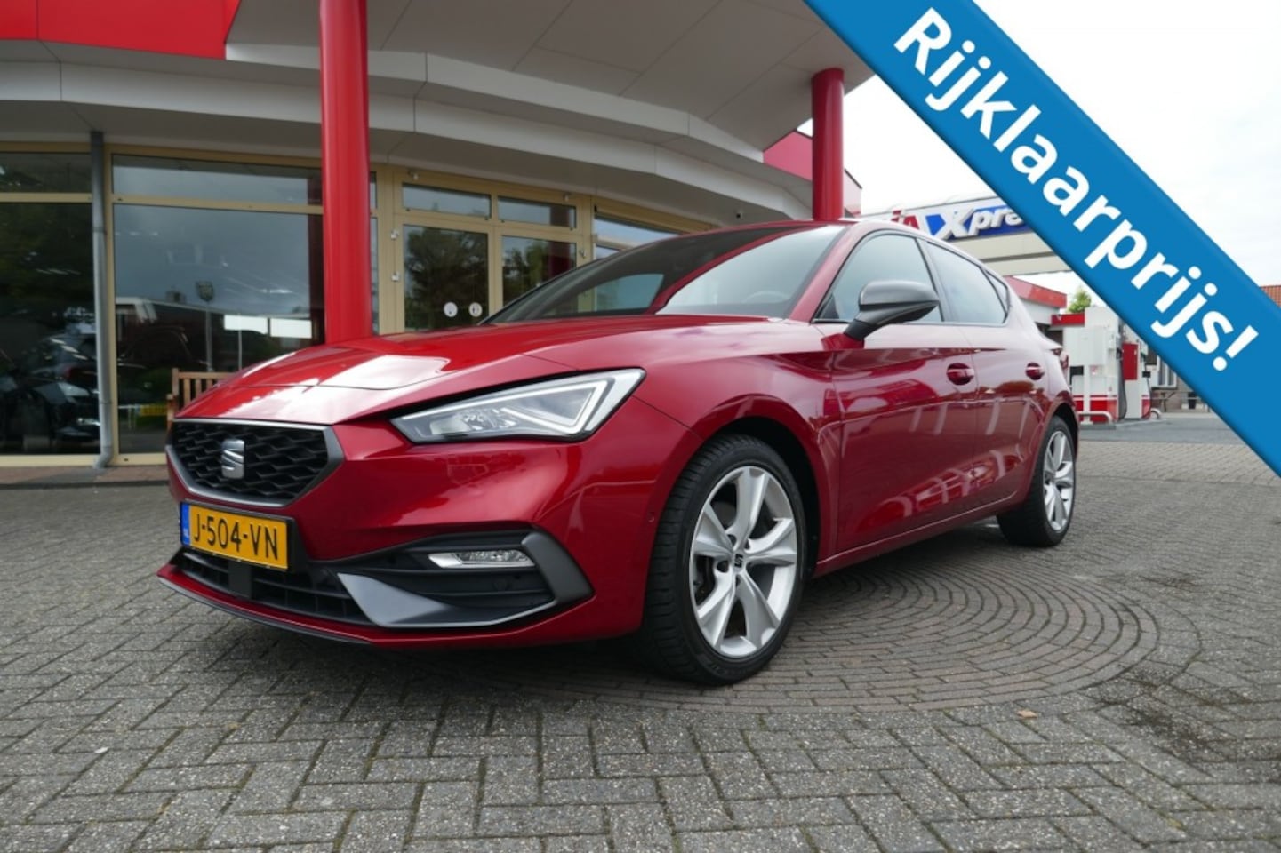 SEAT Leon - 1.0 TSI FR LAUNCH EDITION  110 PK  VIRTUAL COCKPIT / LED / NAVI - AutoWereld.nl