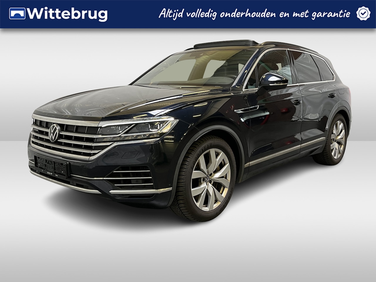 Volkswagen Touareg - 3.0 TSi eHybrid 4MOTION Elegance / PANO/ LEDER/ 381PK/ LUCHTVERING/ TREKHAAK ELEKTR./ STOE - AutoWereld.nl