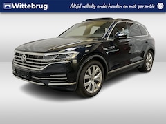 Volkswagen Touareg - 3.0 TSi eHybrid 4MOTION Elegance / PANO/ LEDER/ 381PK/ LUCHTVERING/ TREKHAAK ELEKTR./ STOE