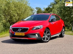 Volvo V40 Cross Country - 1.6 D2 Summum Leer Clima Navi PDC Trekhaak Stoelverwarming Perfect Onderhouden NAP