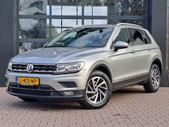 Volkswagen Tiguan - 1.4 TSI 4MOTION Highline | ACC | Led | App-connect | Stoelverwarming | Navi | All-seasons