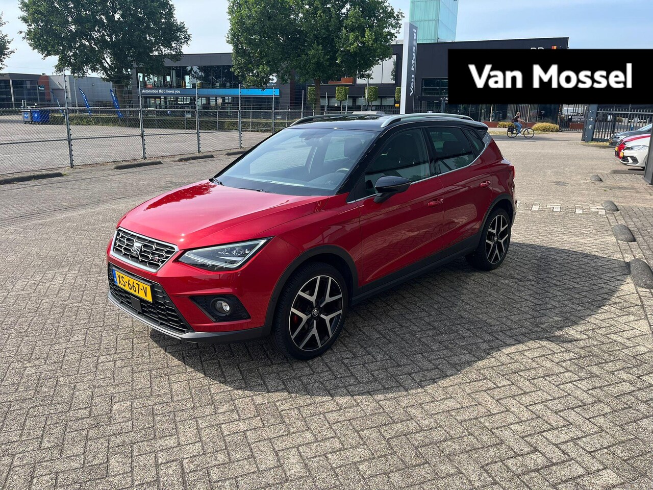 SEAT Arona - 1.0 TSI FR Business Intense | Apple Carplay/ Android Auto| Navigatie | Clima | Parkeersens - AutoWereld.nl