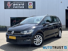 Volkswagen Touran - 1.2 TSI Comfortline Edition 7-persoons CARPLAY