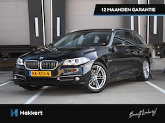 BMW 5-serie Touring - 520i Luxury Edition 184pk Automaat LEDER | 18''LM | CRUISE.C | PDC | NAVI | ELEKTR. STOELE