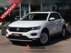 Volkswagen T-Roc - 1.0 Business TSI 115pk | Pano | LED | Virtual | Trekhaak | Climate | Adaptive | Carplay |